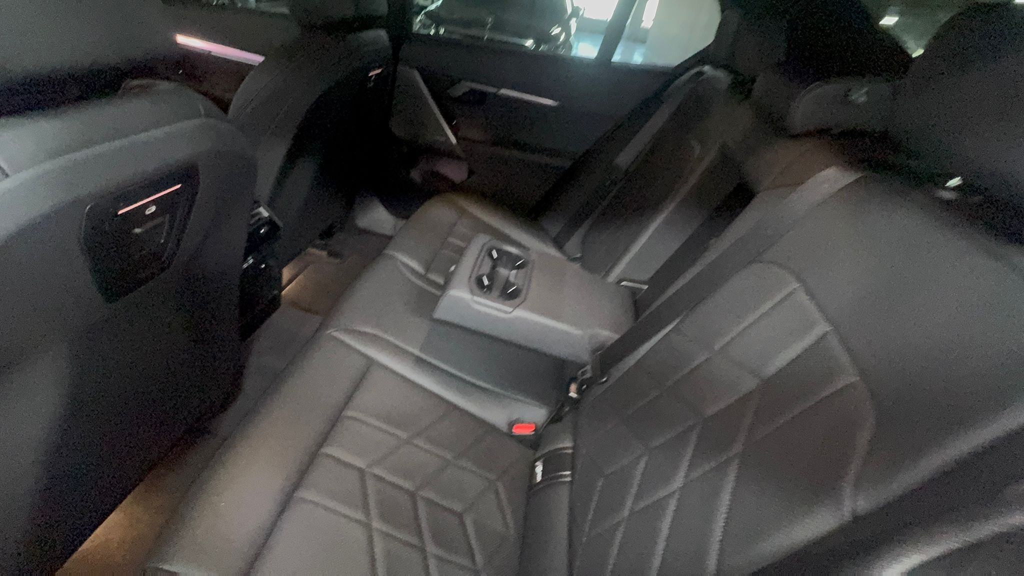 BMW 520i MKIT بلاك أديشن