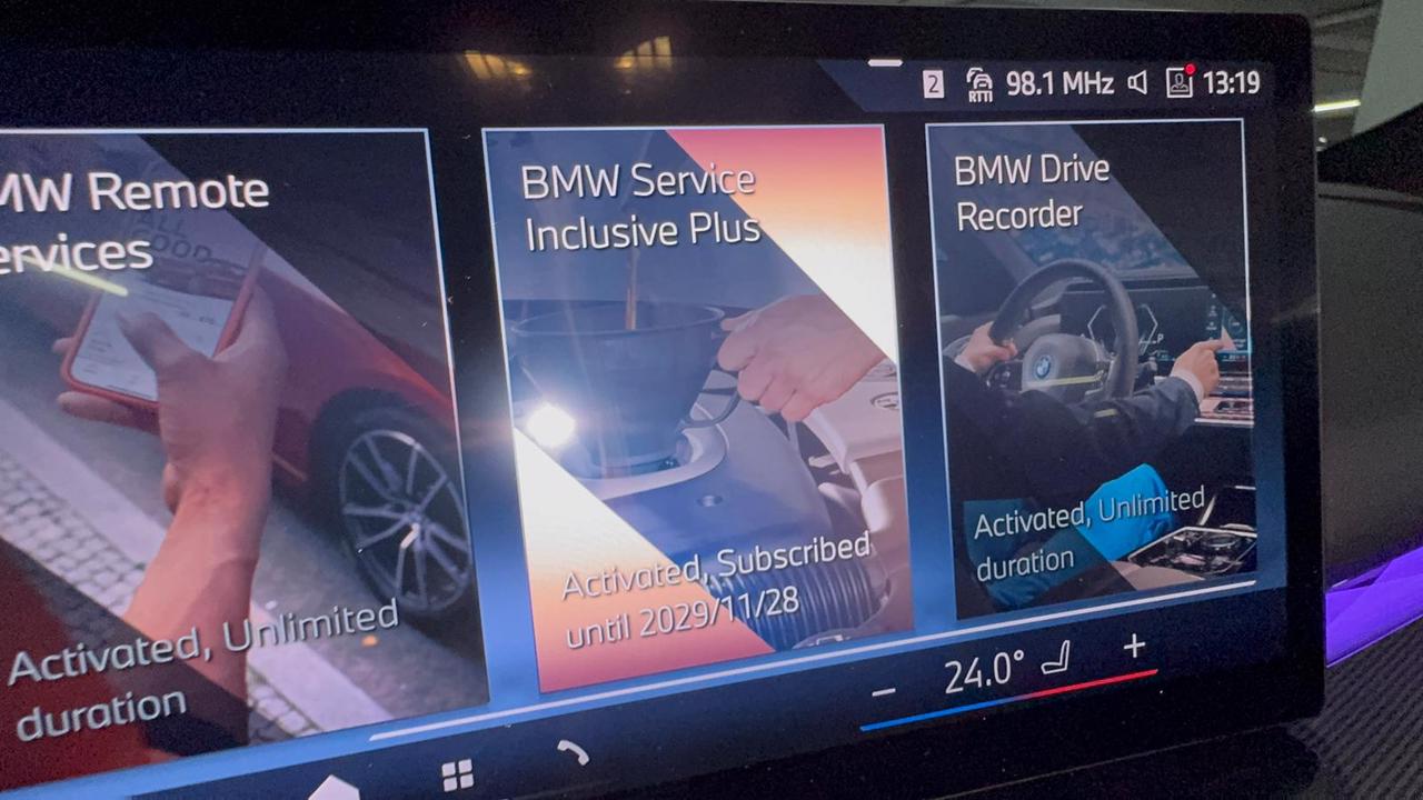 BMW 520i MKIT بلاك أديشن