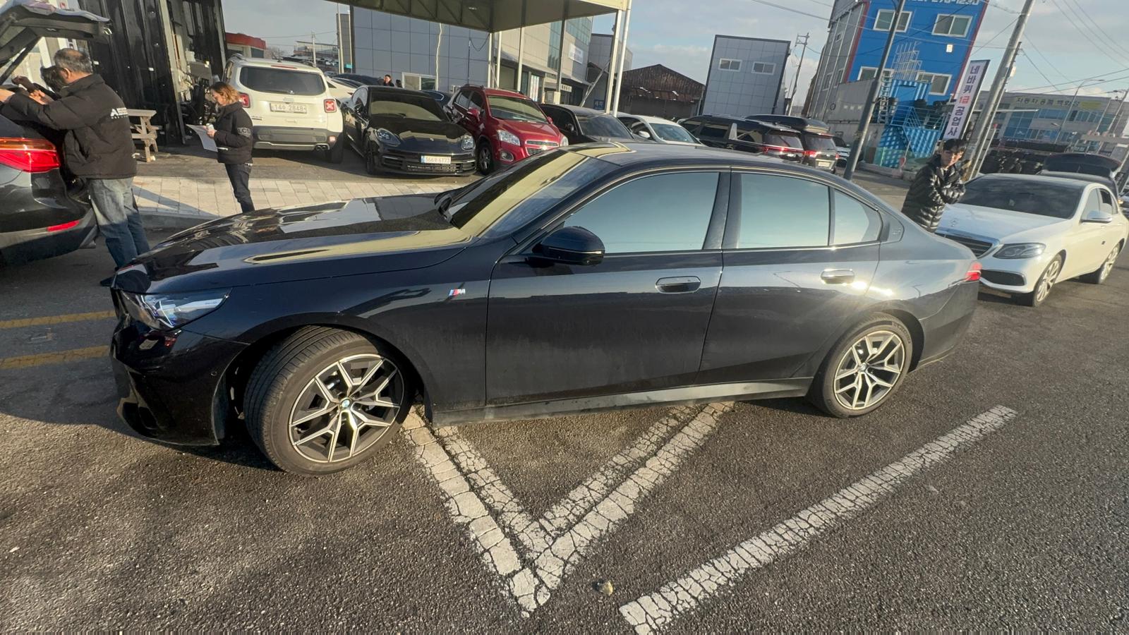  BMW 520i MKIT بلاك أديشن