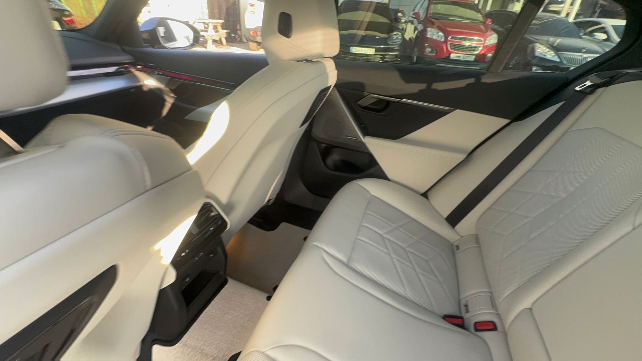  BMW 520i MKIT بلاك أديشن