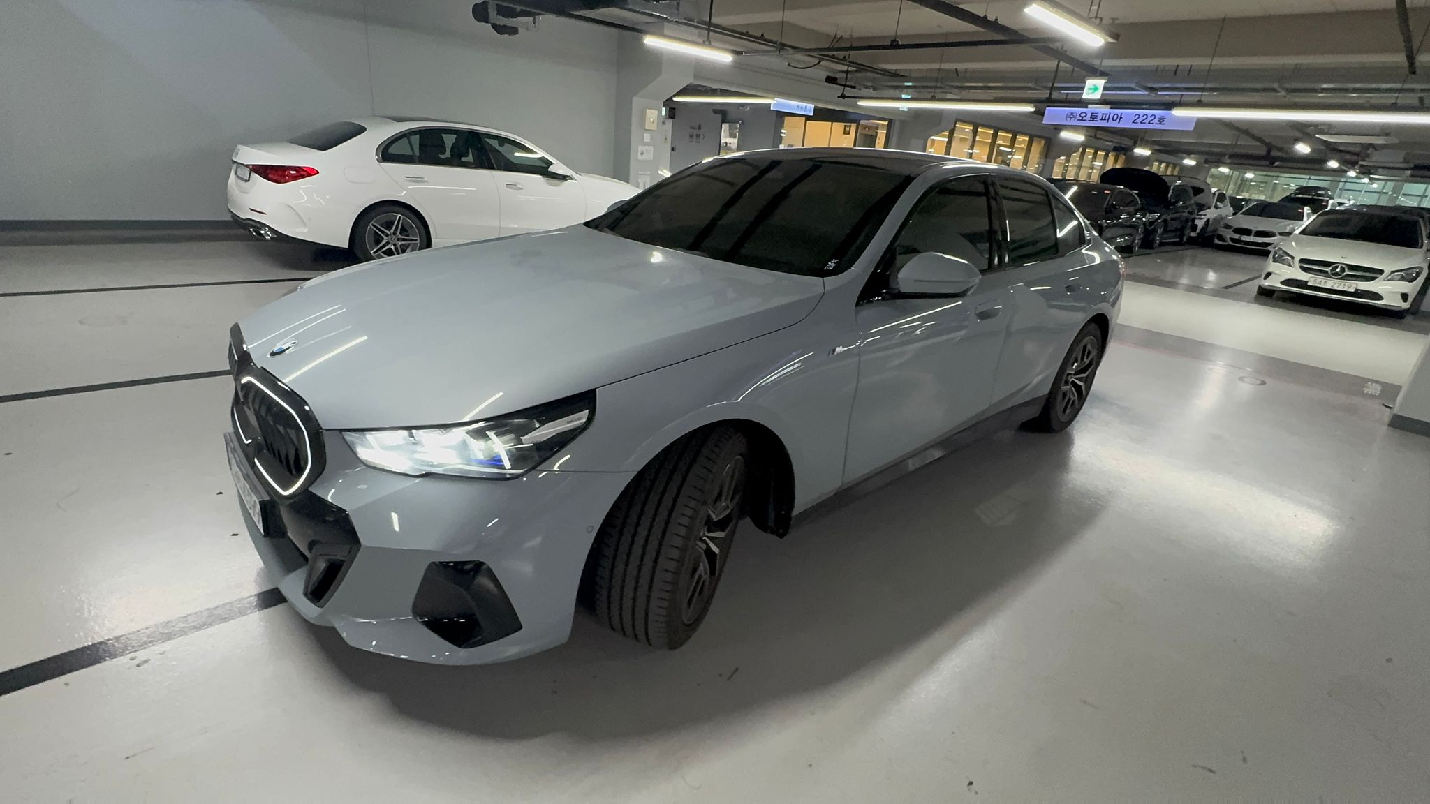 BMW 520i MKIT بلاك أديشن