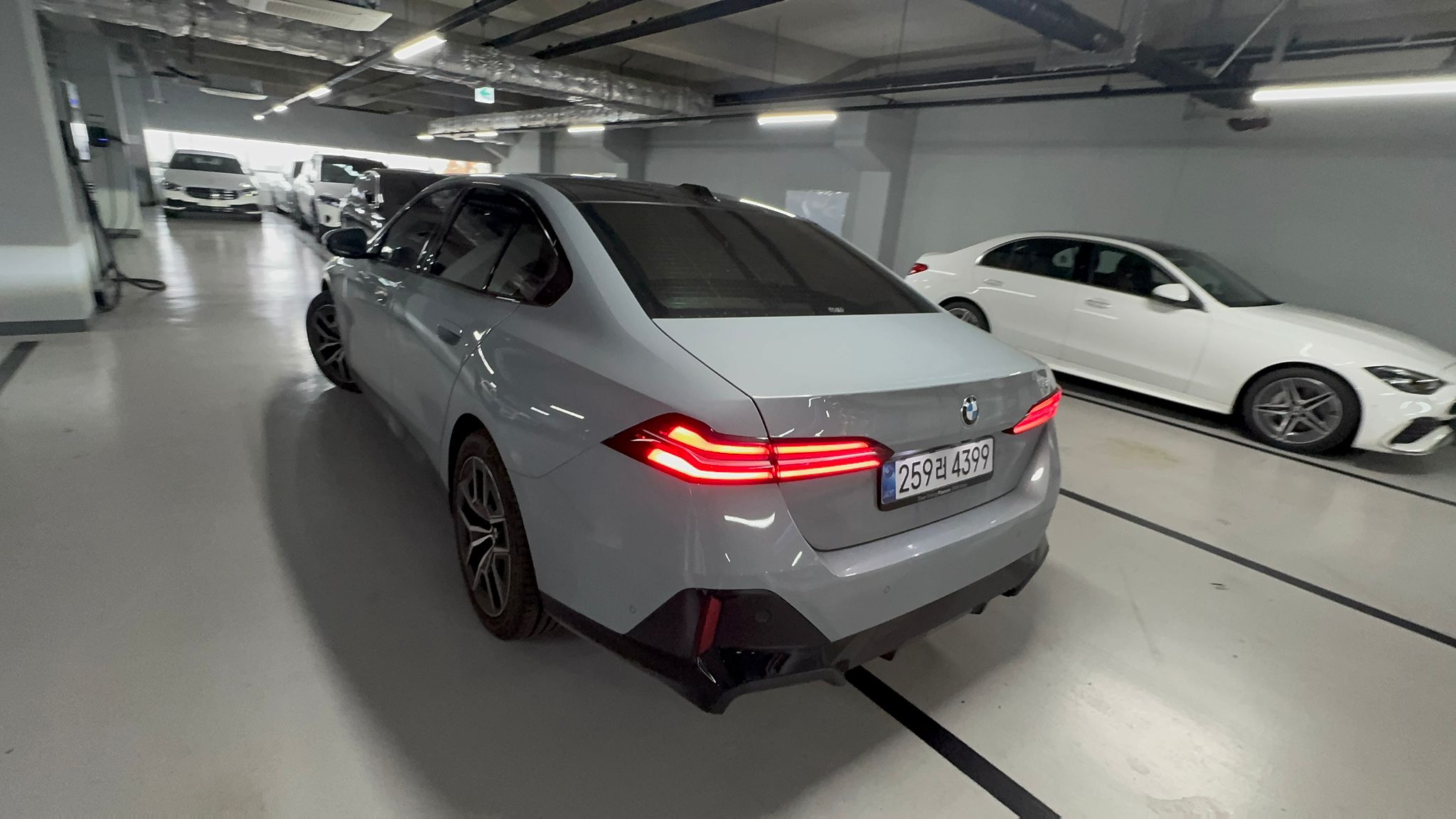 BMW 520i MKIT بلاك أديشن