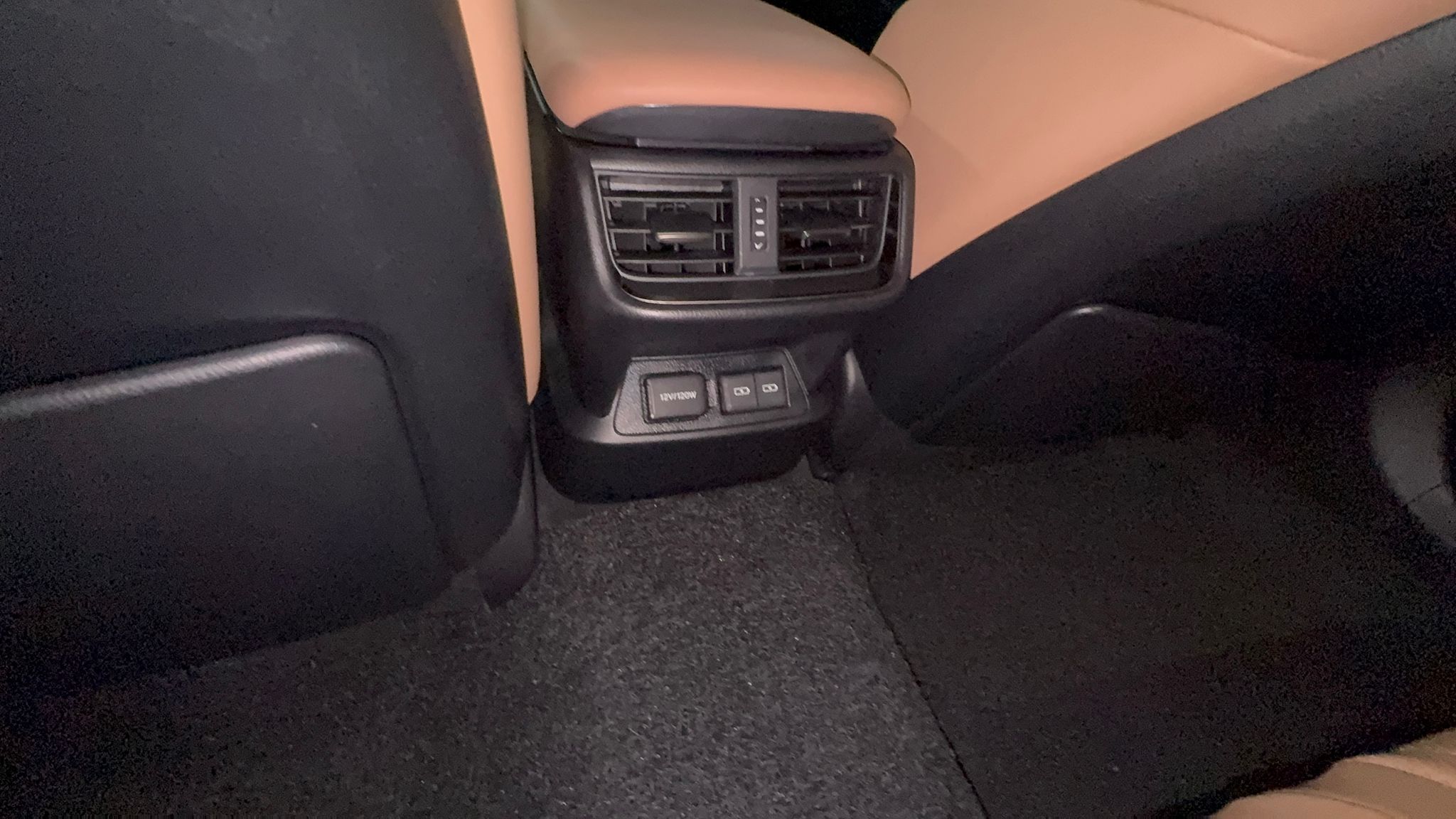 ES300 لاكشري بلس 