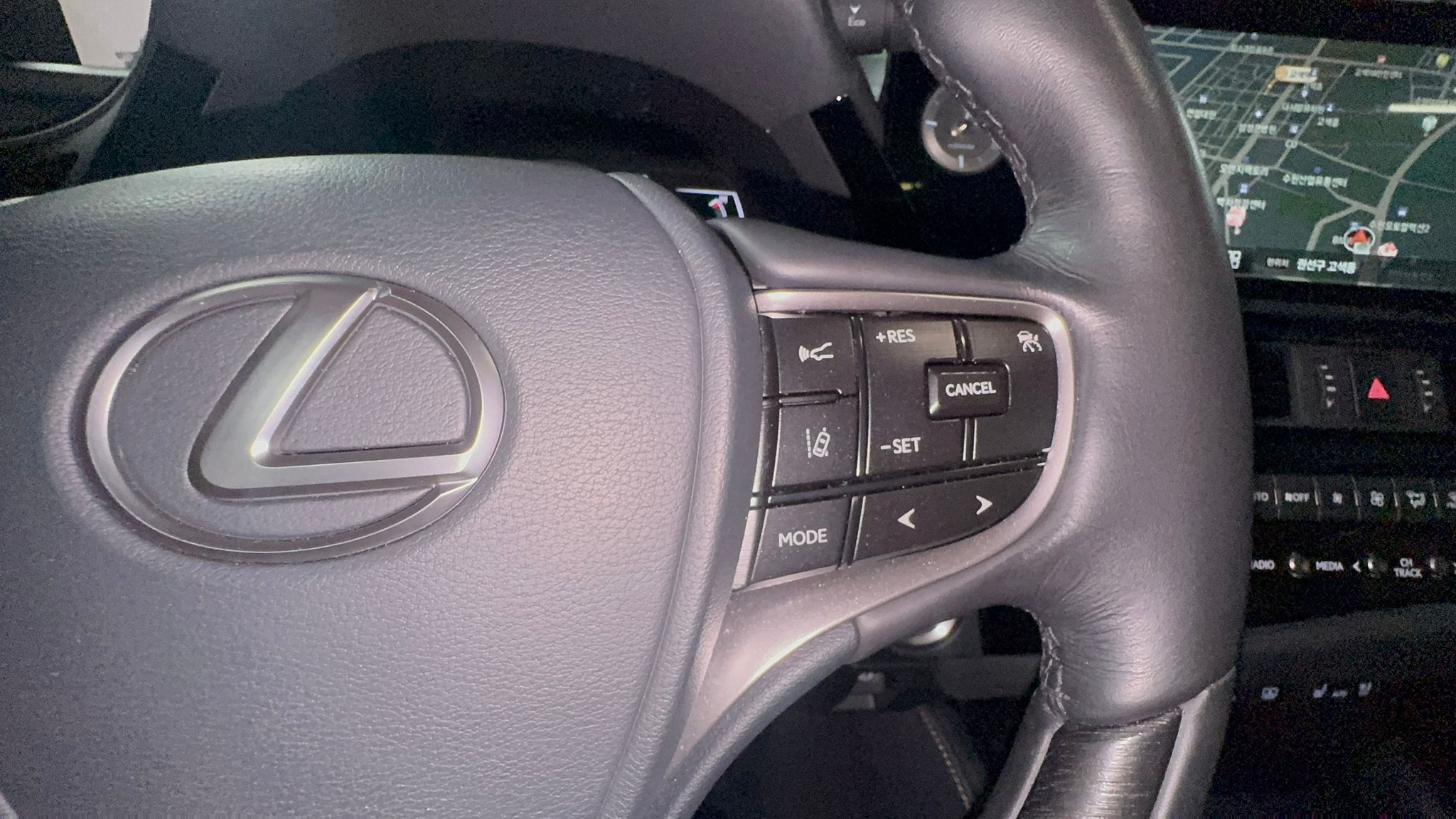 ES300 لاكشري بلس 