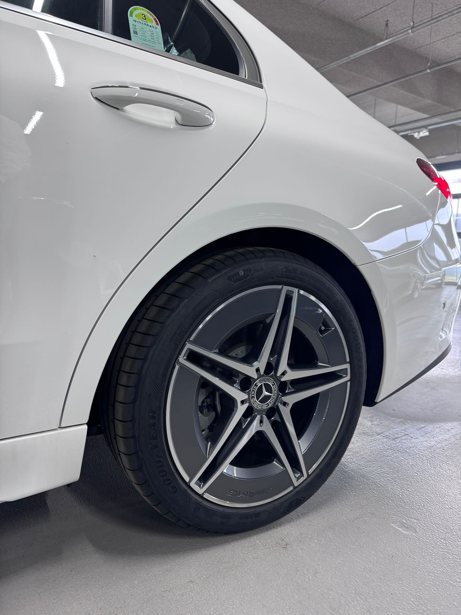 أصفاااااار C200 AMG 