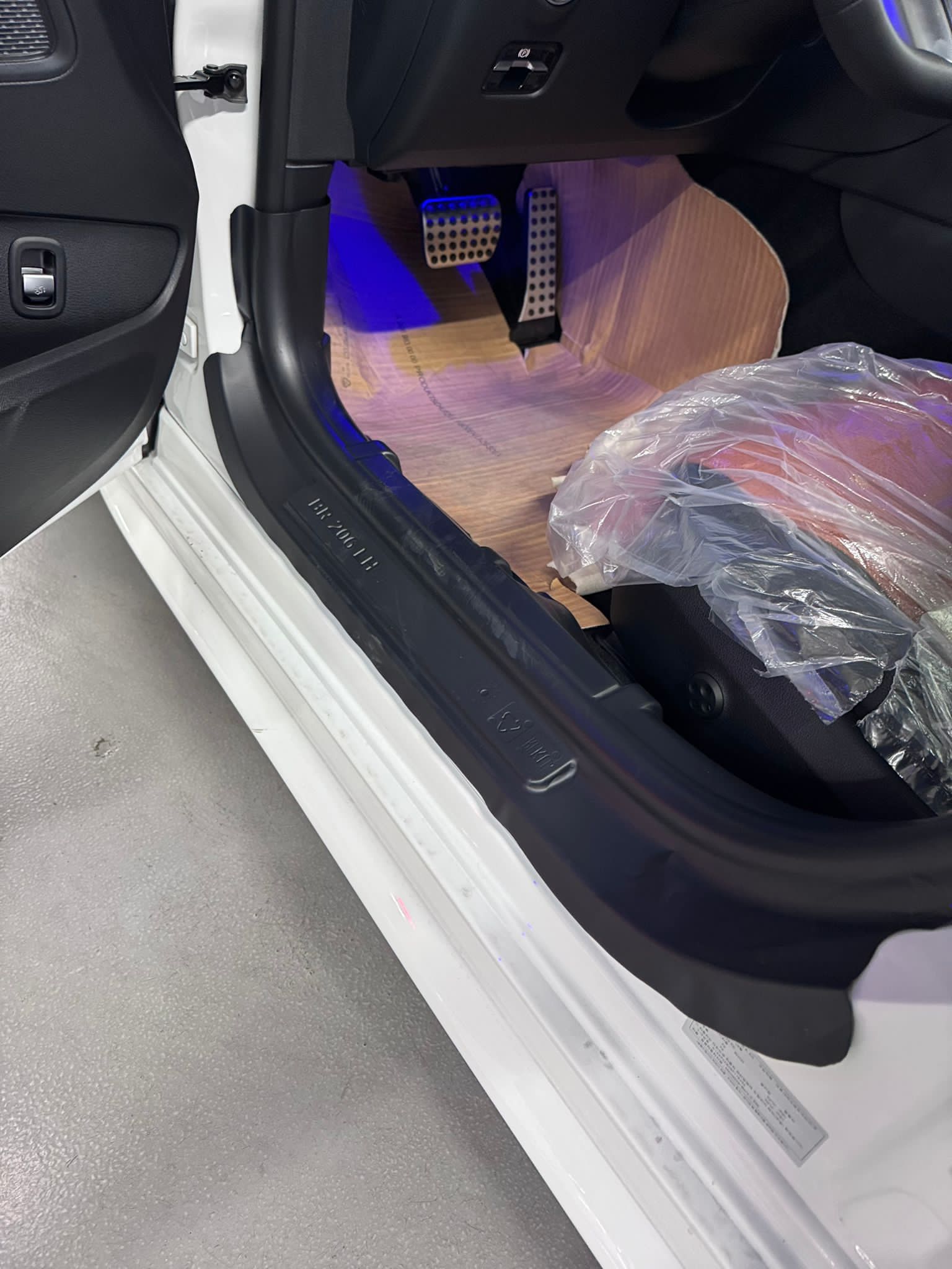 أصفاااااار C200 AMG 