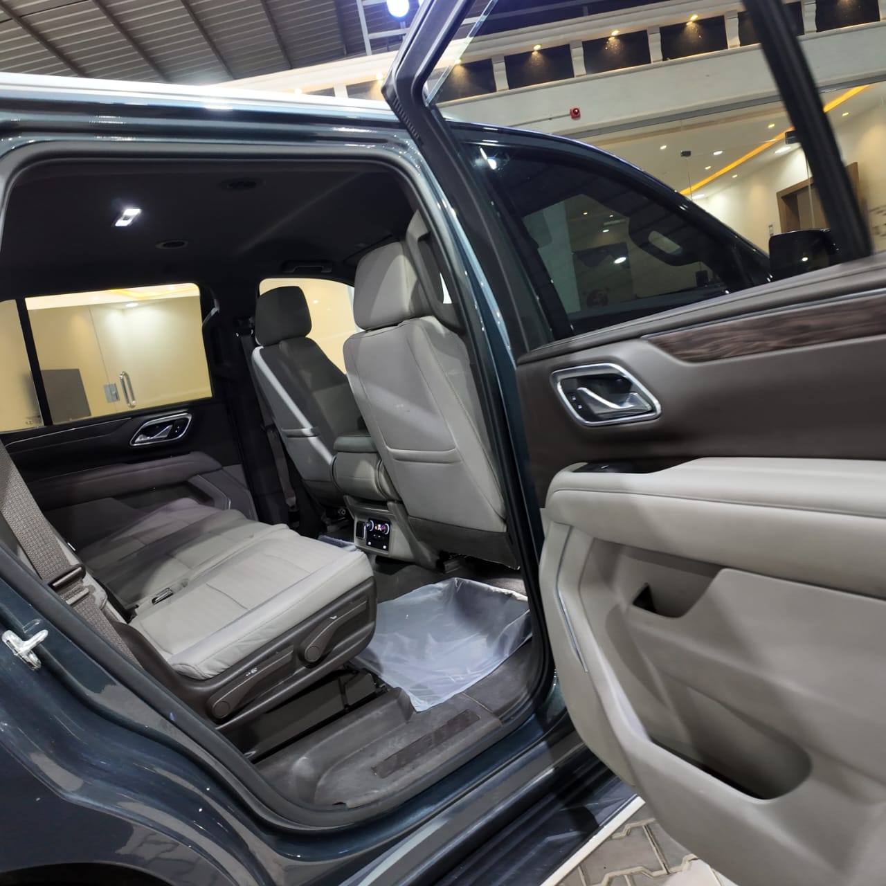 شيفرولية تاهو دبل 