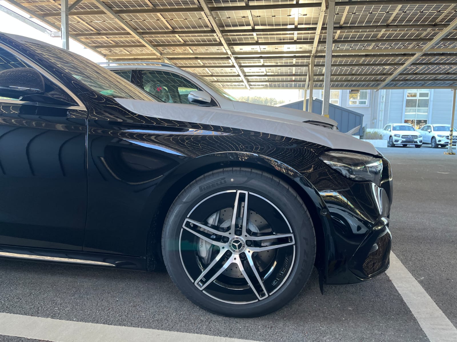 E200 AMG اصفاااار