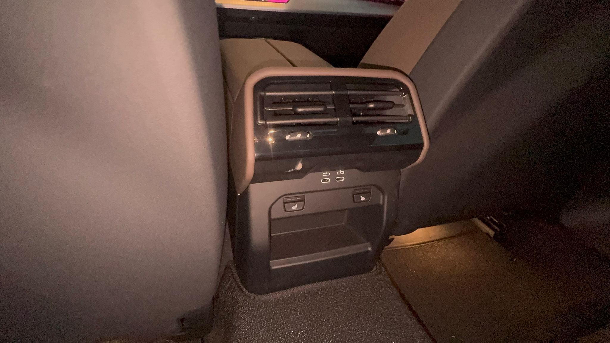 520i M KIT بلاك أديشن 