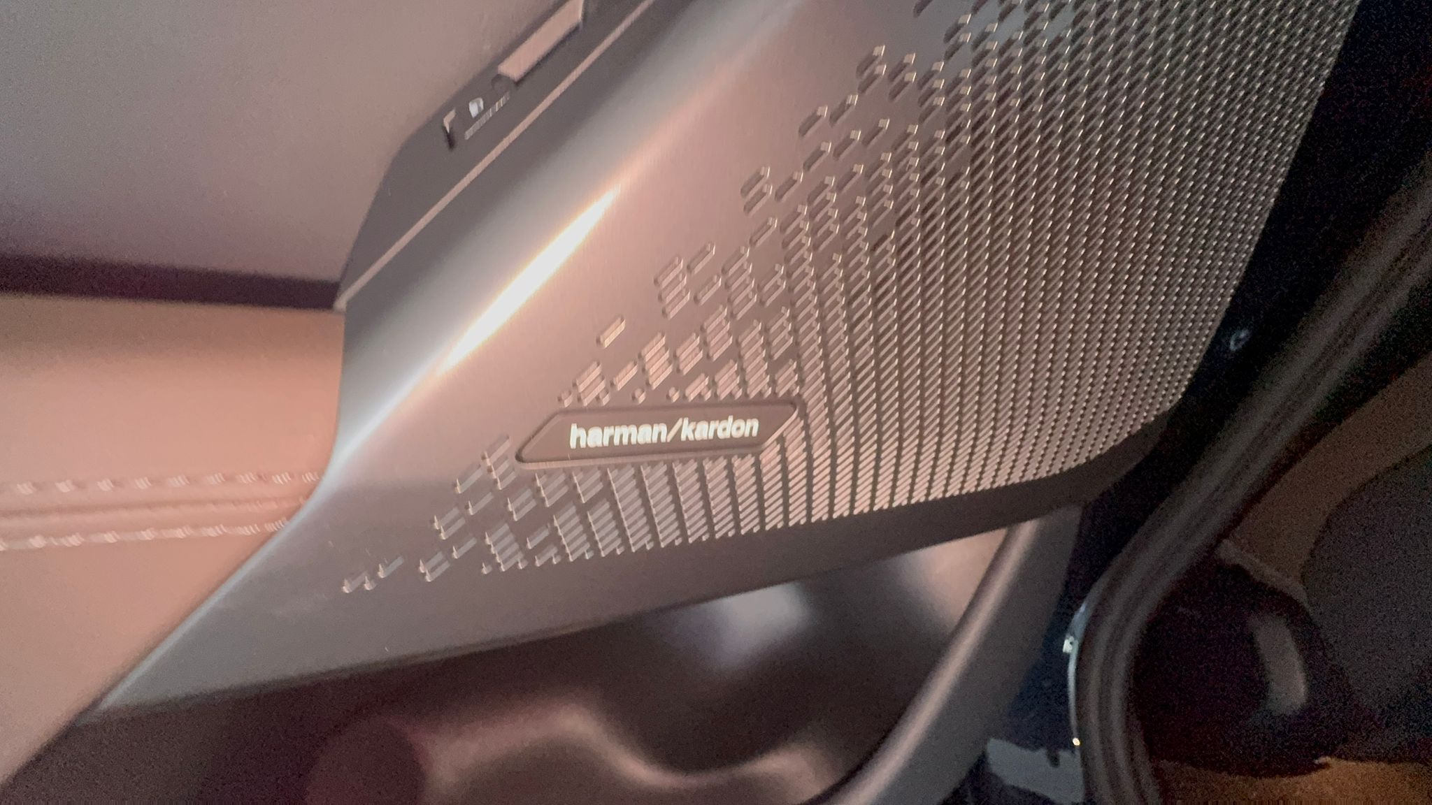 520i M KIT بلاك أديشن 