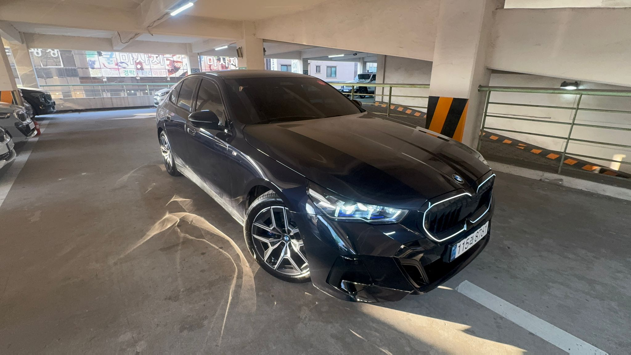 520i M KIT بلاك أديشن