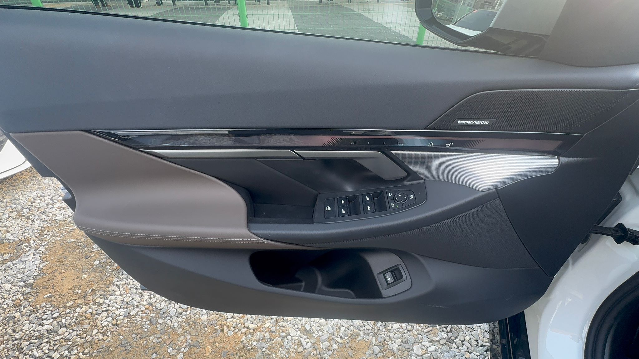 520i M KIT بلاك أديشن