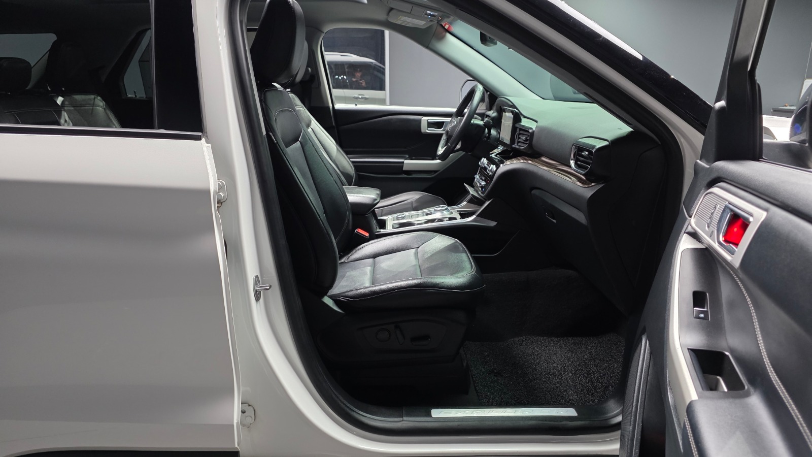 اكسبلور  دبل