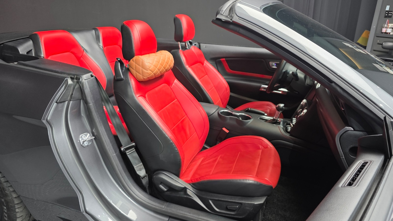 فورد موستنق