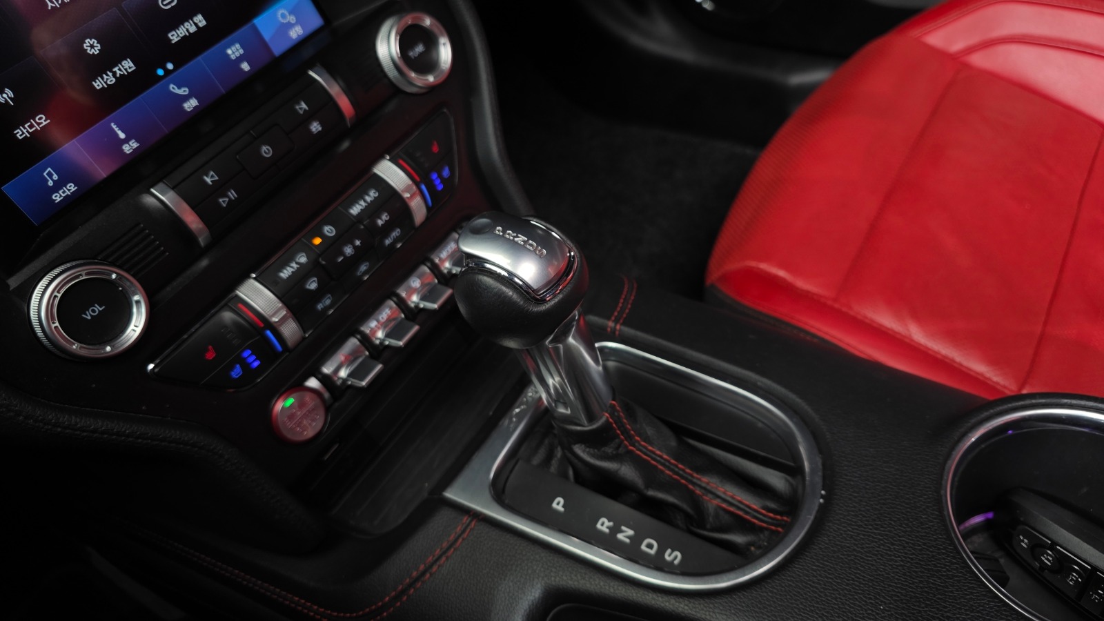 فورد موستنق