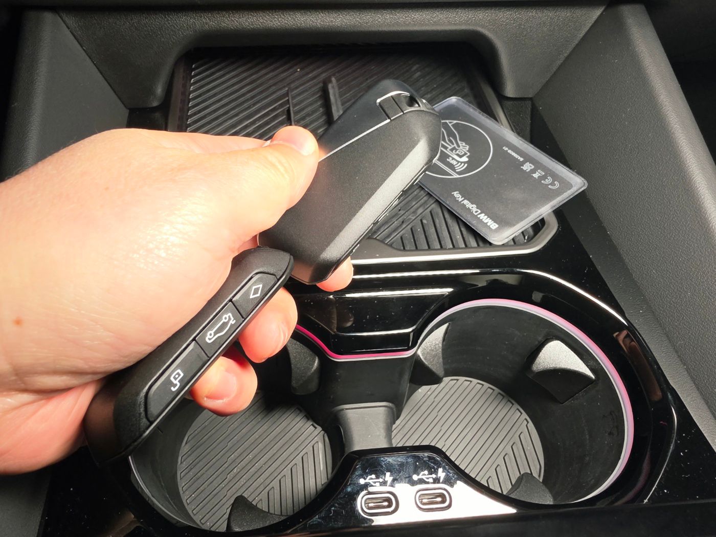 520i M KIT بلاك أديشن