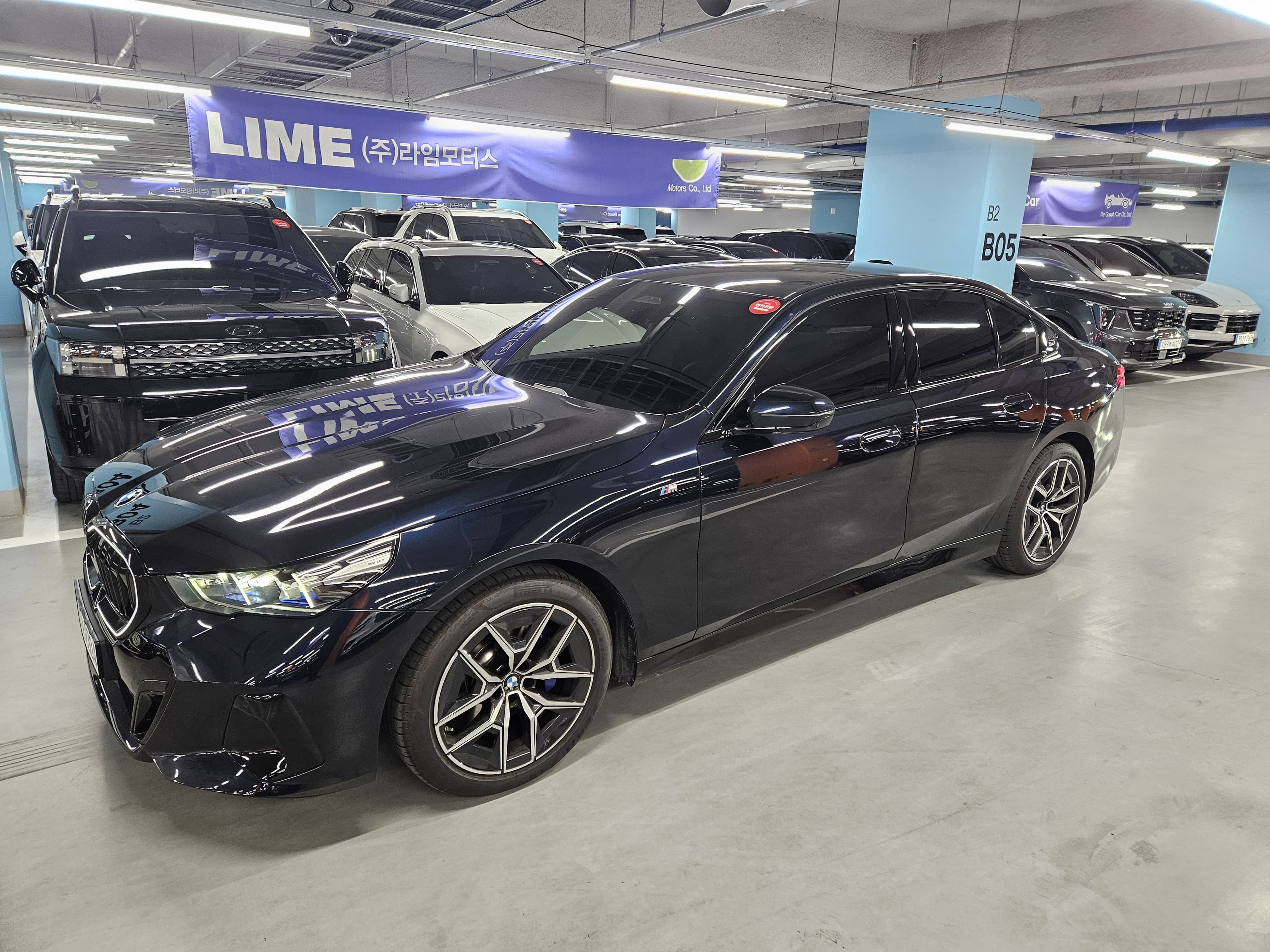 520i M KIT بلاك أديشن