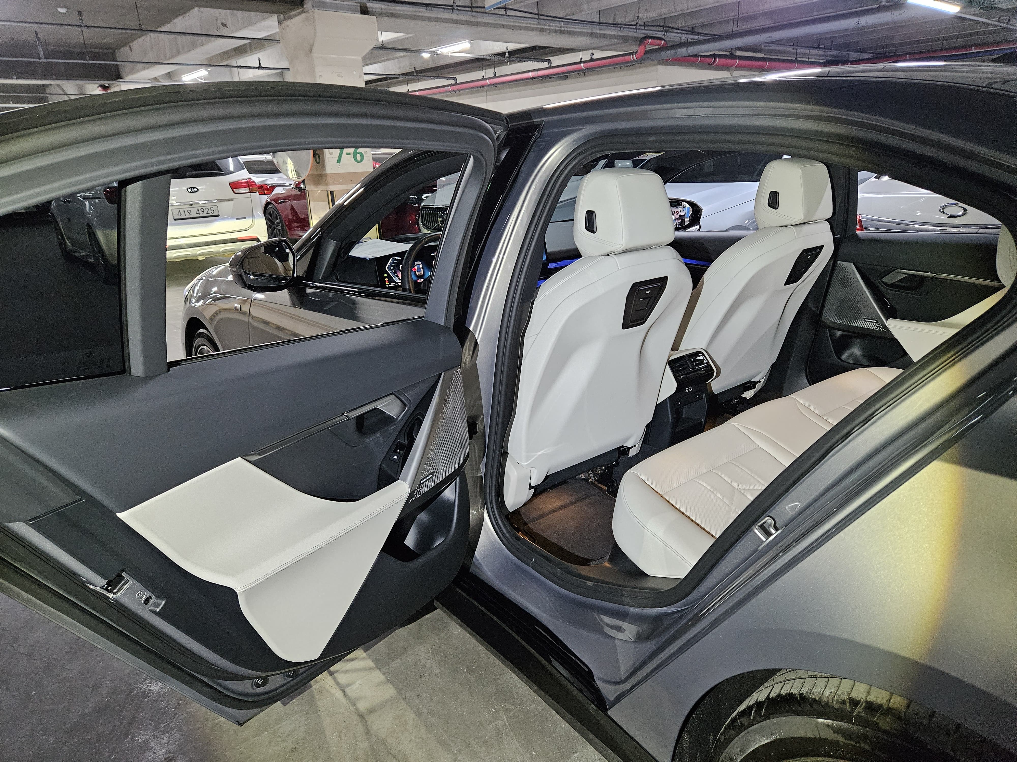 520i M KIT بلاك أديشن