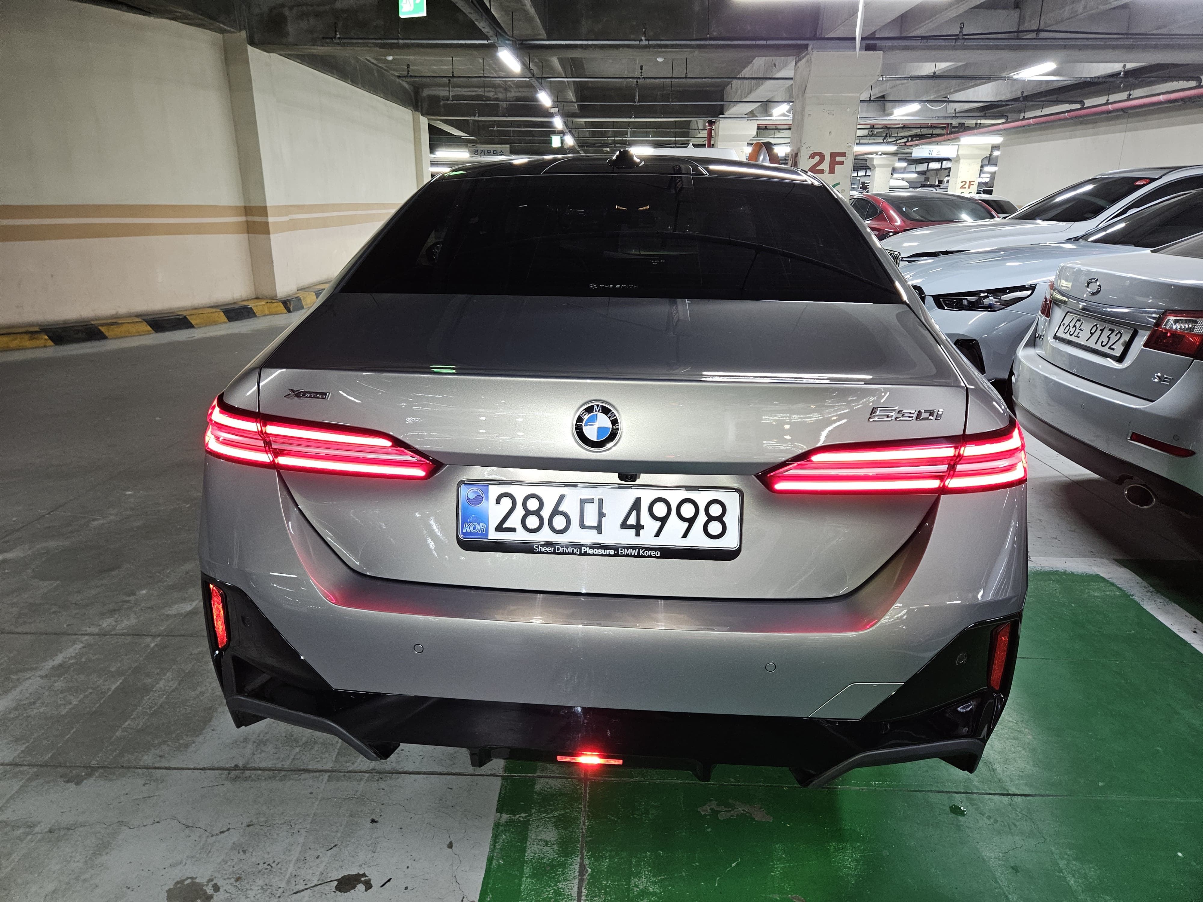 520i M KIT بلاك أديشن