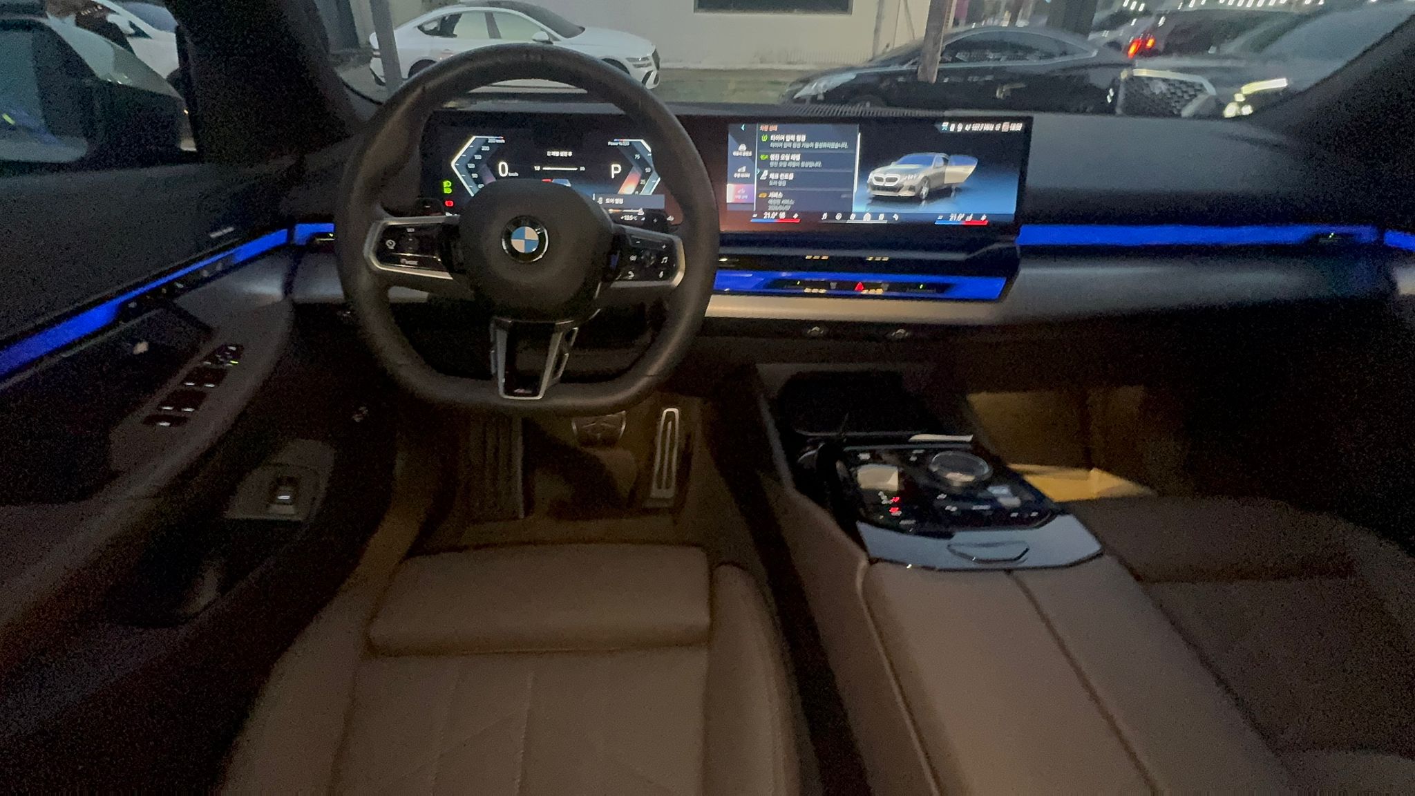 520i M KIT بلاك أديشن