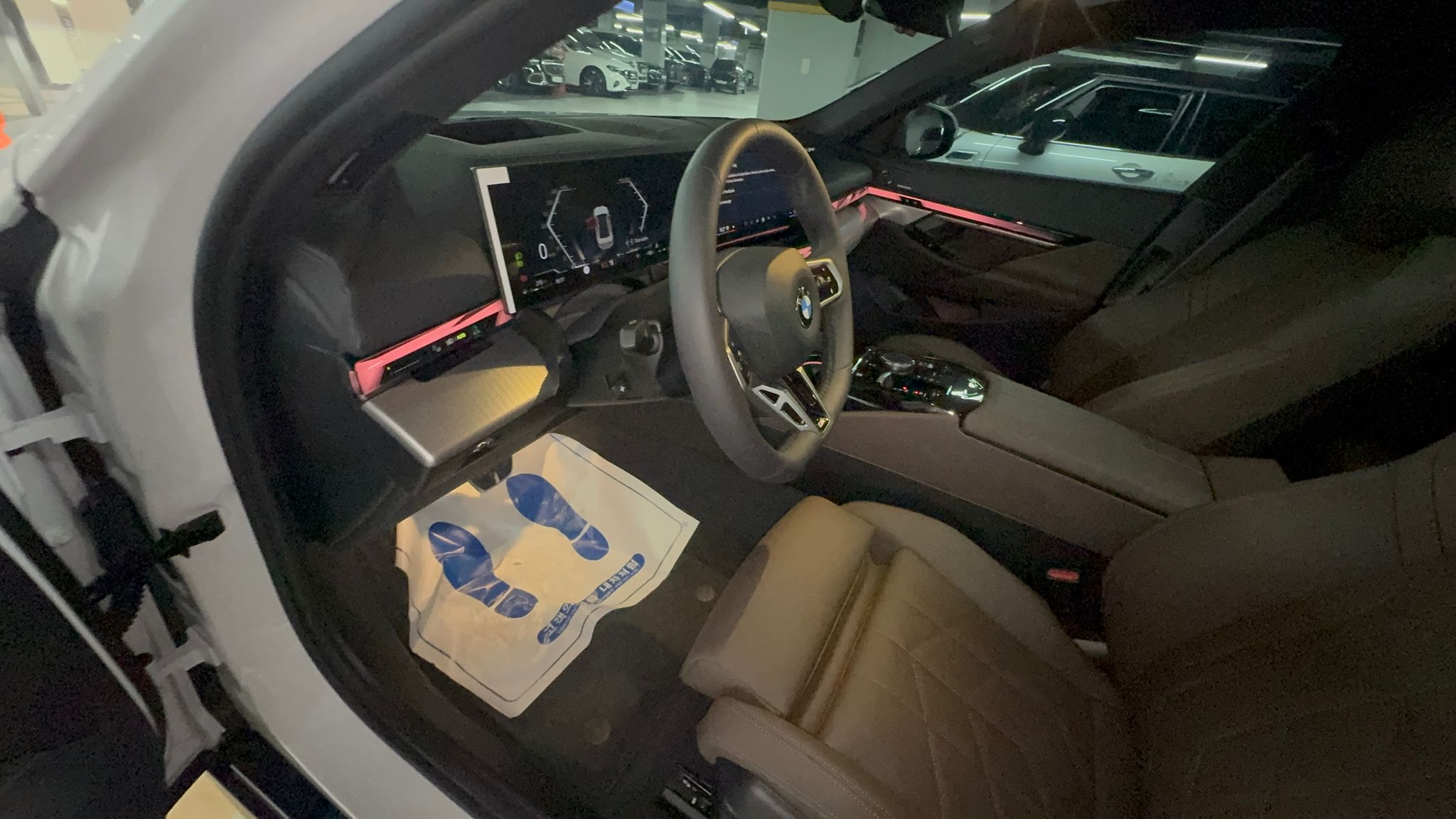 520i M KIT بلاك أديشن