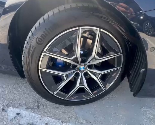 520i M KIT بلاك أديشن