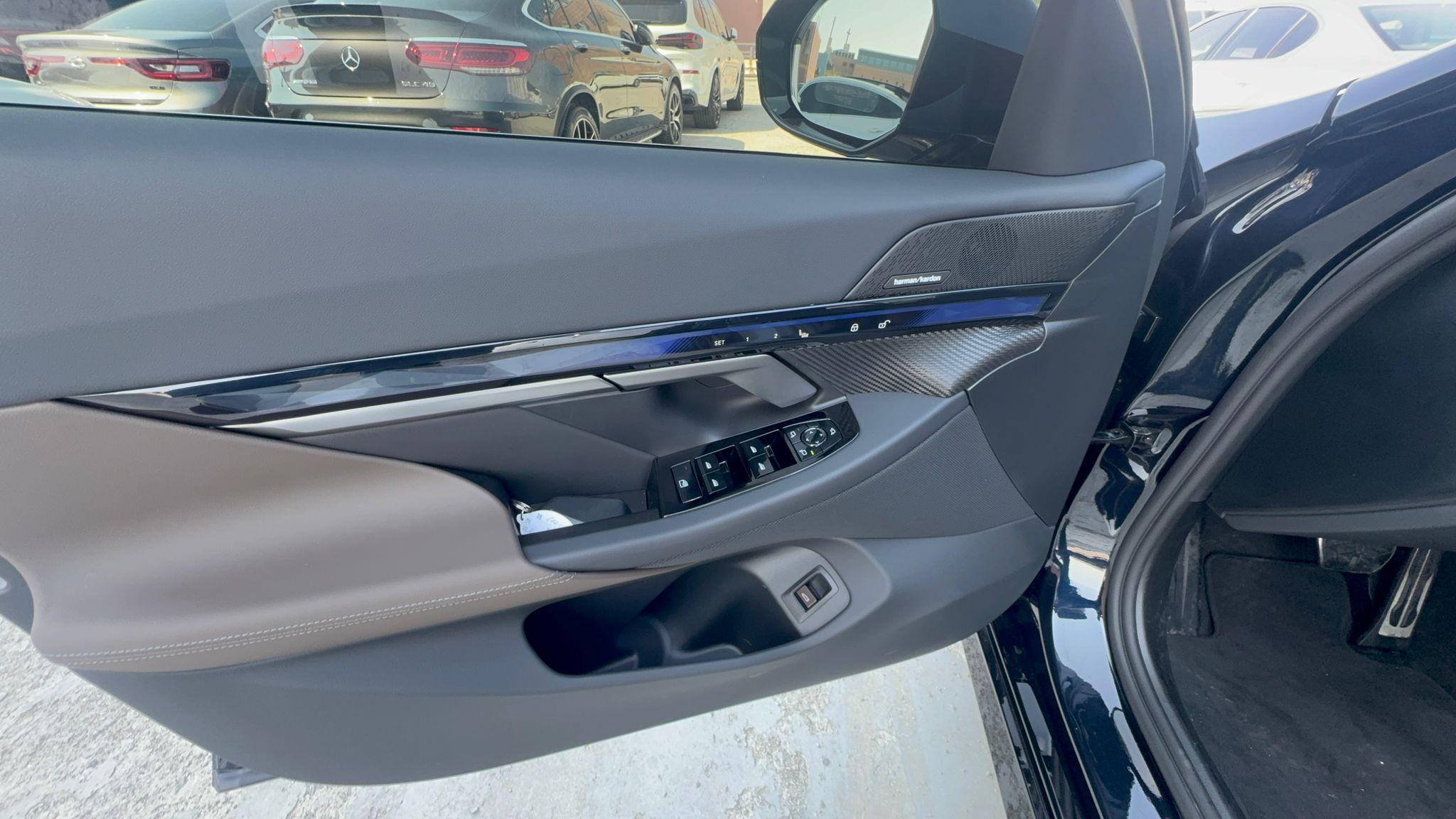 520i M KIT بلاك أديشن